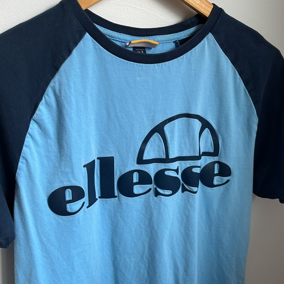 Ellesse blue t shirt, women’s Size small - Picture 2 of 8